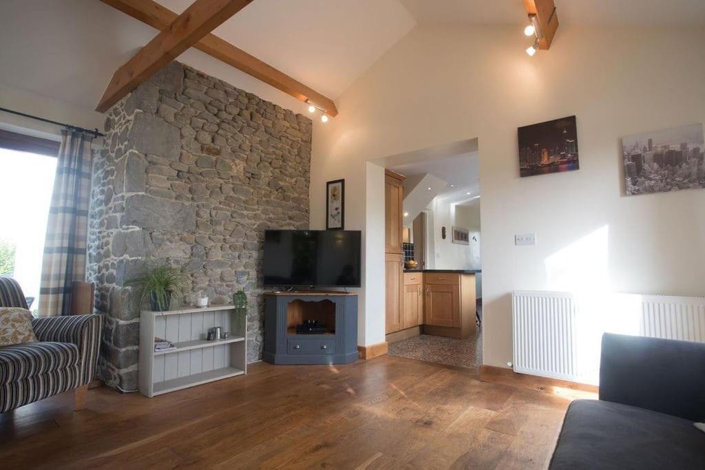 Perfect Cottage Retreat Near The Brecon Beacons Llanwrda Exterior photo